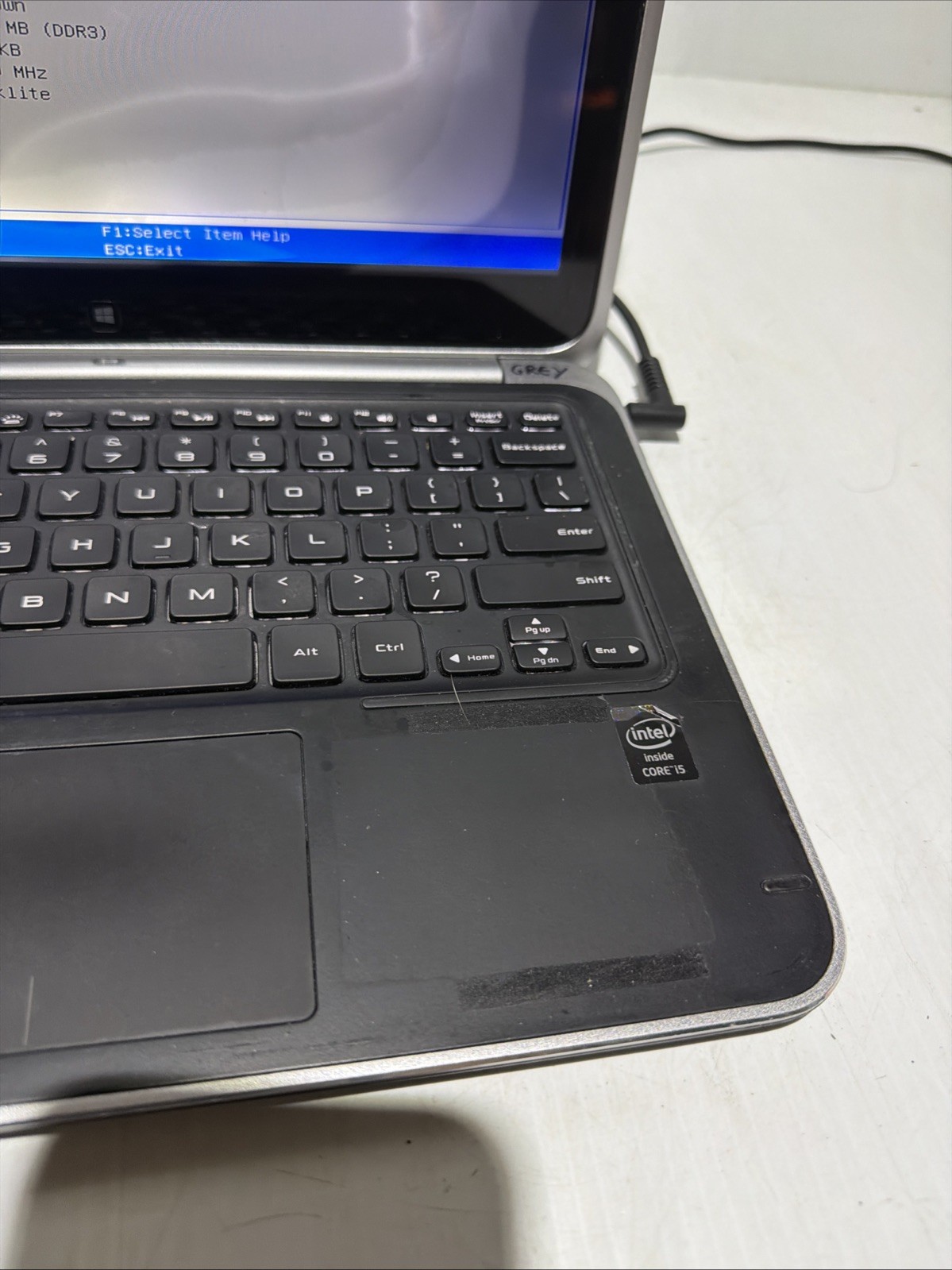 Dell XPS 12-9Q33 Laptop i5-4200u 4gb Ram No Drives Boots Bios Water DMG