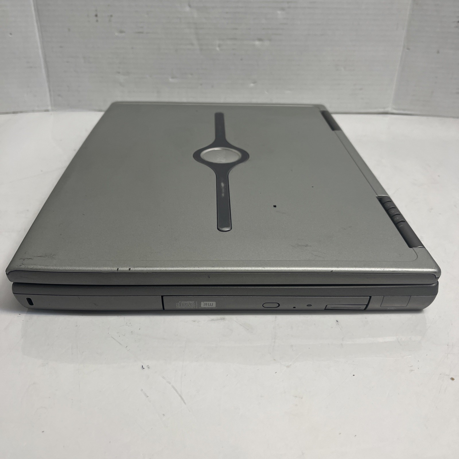 Dell Inspiron 8600 Intel Pentium NO HDD/OS |GOOD SCREEN & BATTERY