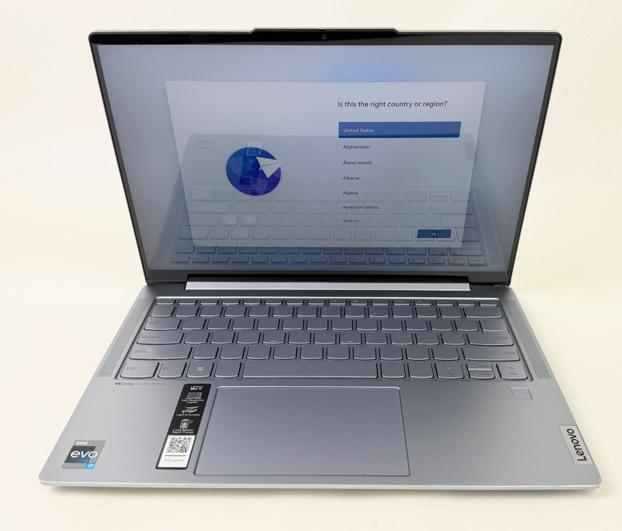 Lenovo Slim 7 14IRP8 14″ 2.8K 2880×1800 Touch i7-1360P 16GB 1TB SSD W11H