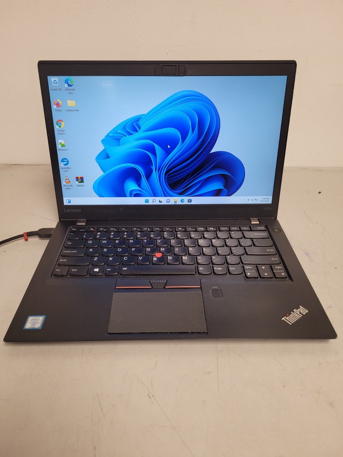 Lenovo ThinkPad T460s 14″ i7-6600u 2.6gh 8gb ram 500gb ssd w11p charger PC0BPN4M