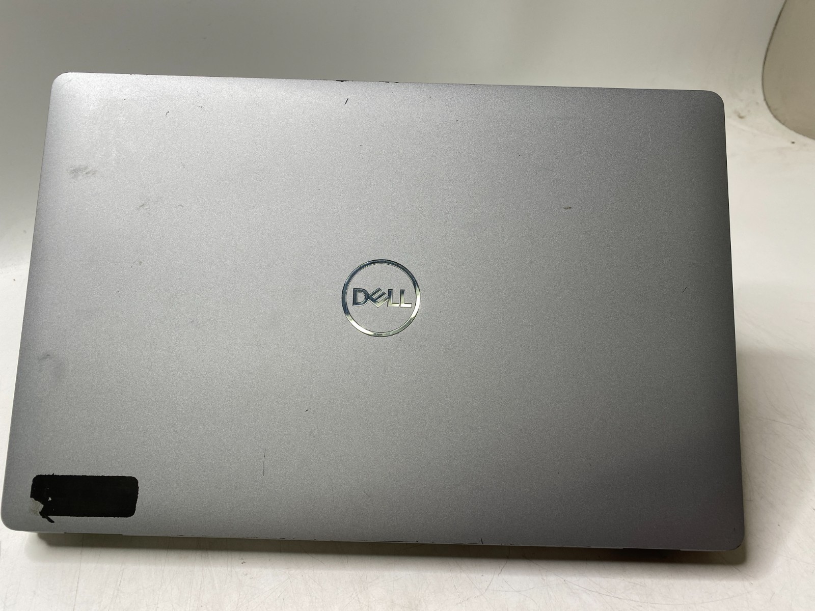 Dell Latitude 5511 15.6″ Touch i7 16GB DDR4 256GB SSD MX250 Win11H w/ AC Adapter