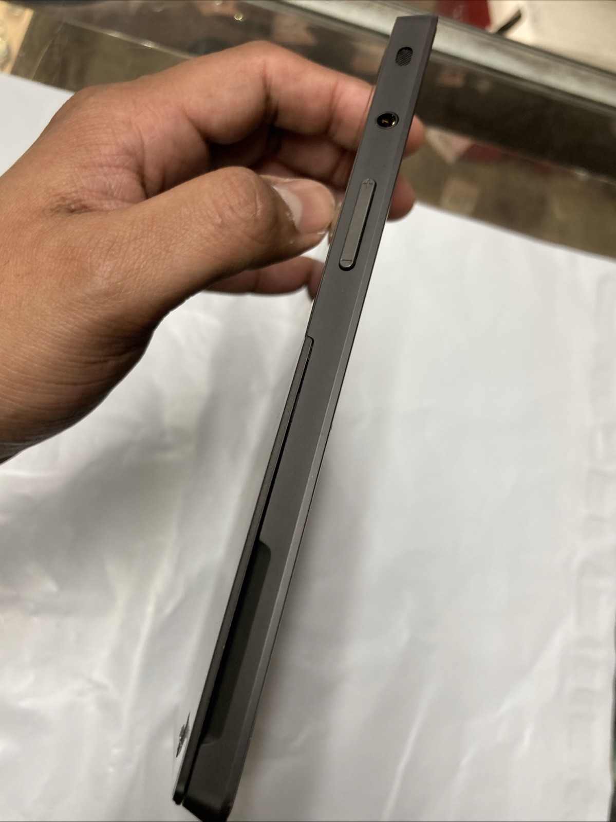 Microsoft Windows Surface RT 1516 10.6″ UNTESTED ** Please Read **
