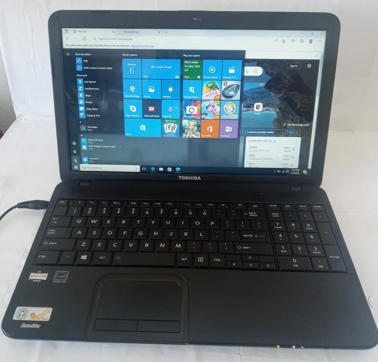 TOSHIBA SATELLITE C855D-S5167 500GB 4GB AMD E1-1200APU 1.40GHz Win 10 HOME