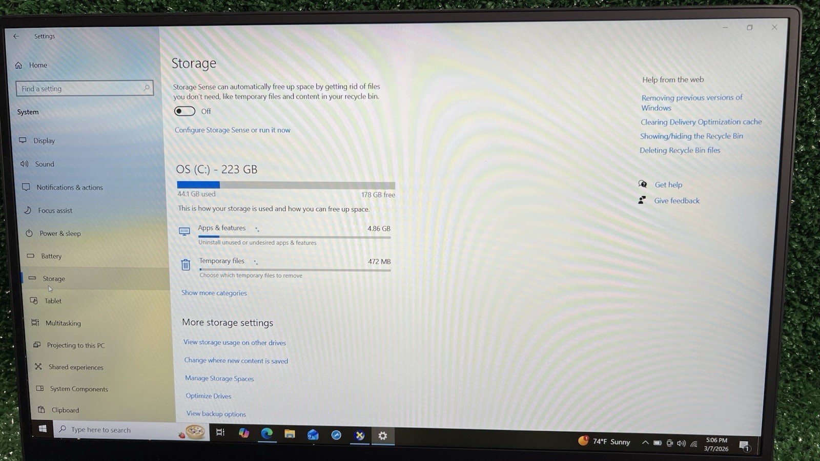 Dell XPS 15 9560 15.6″ i5-7300HQ, GTX 1050, 8GB RAM, 256GB SSD, Win 10.