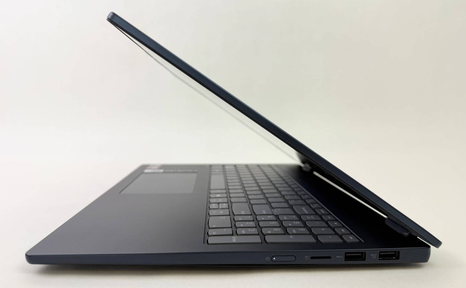 Lenovo Ideapad 5 16AKP10 16″ WUXGA Touch Ryzen AI7 350 16GB 1TB W11H 2in1 -Dents