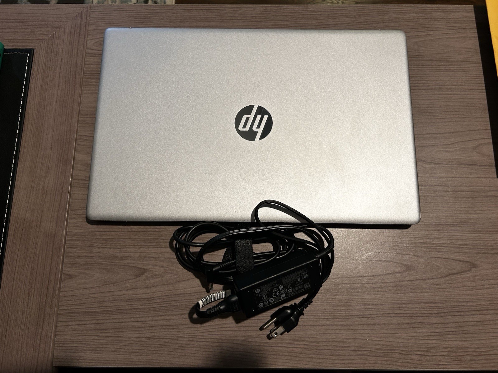 HP 17-CN0013DX 17.3″ (1TB HDD, Intel i3-1115G4, 3.00GHz, 8GB RAM) Laptop -Silver