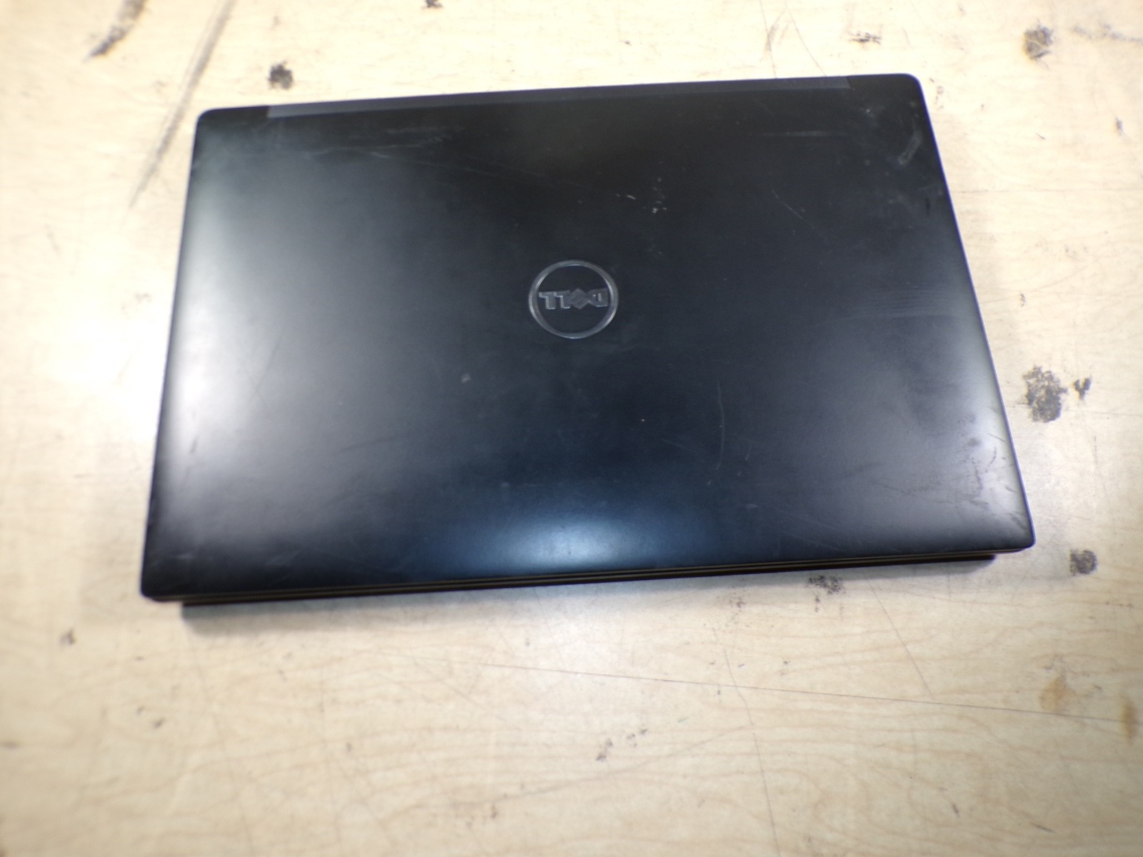 DELL LATITUDE 7480 INTEL CORE i5 6TH GEN 4GB RAM ** NO POWER ON **NO HD/ NO CADD