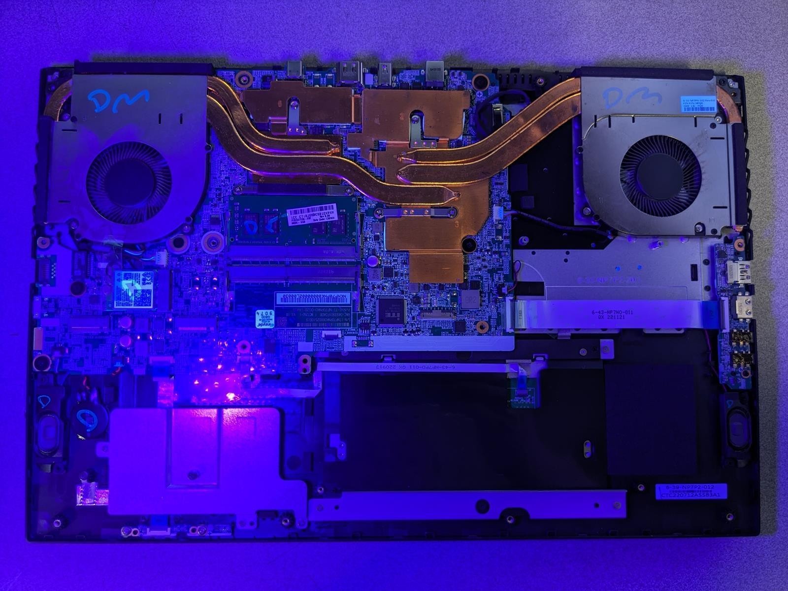 SAGER CLEVO NP70PNK I7-12700H @ 1.7GHz, 8GB RAM, NO HDD/OS