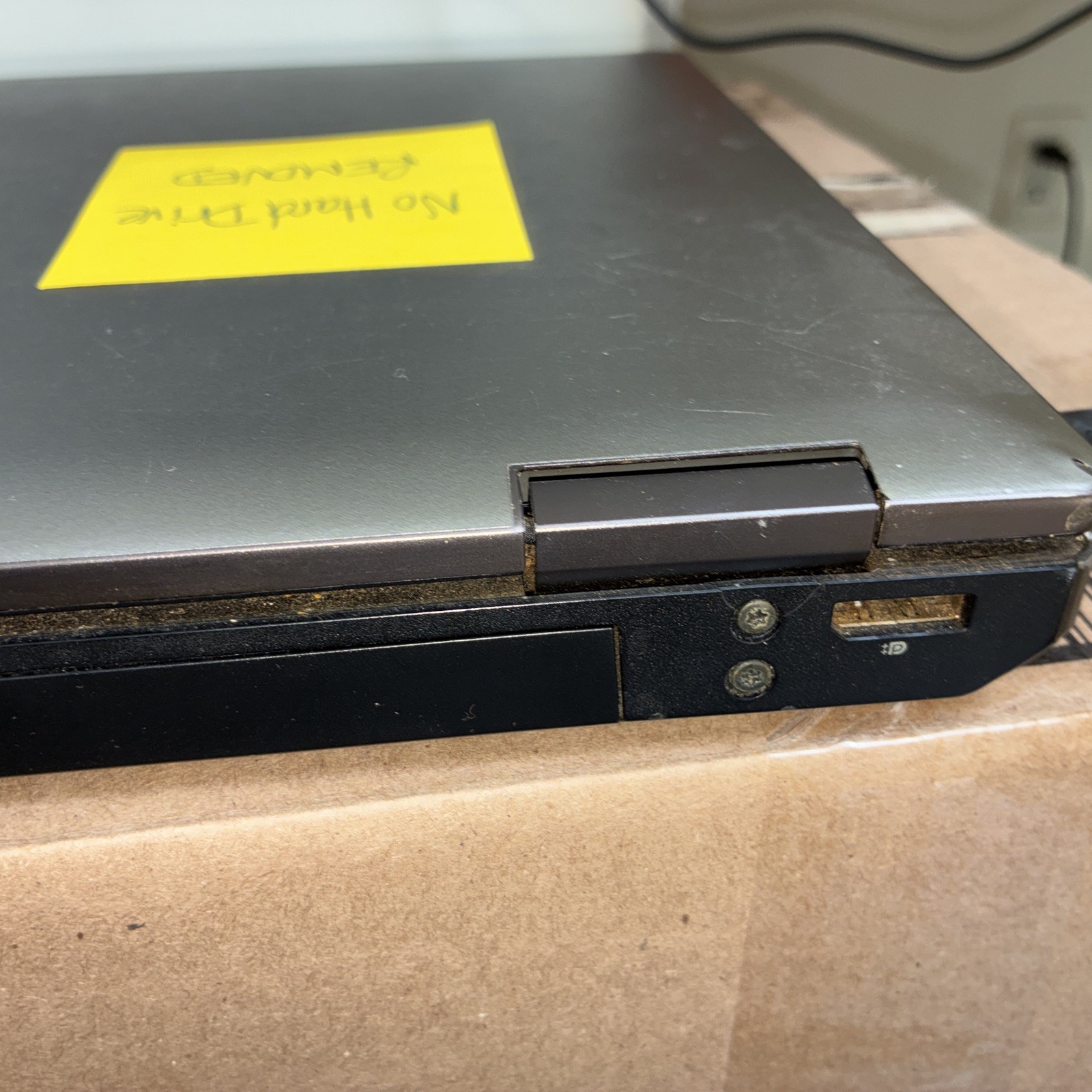 HP ProBook 6570b Windows 7 Pro OA 15.6″ NO Hard Drive Parts Only
