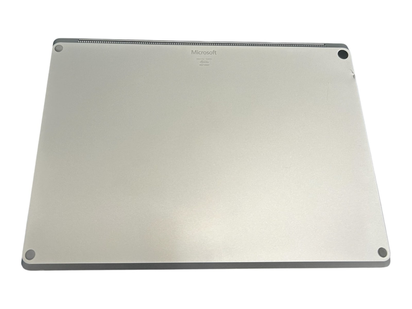 Microsoft Surface Laptop 3 15″ Silver 256GB Ryzen 5 16GB RAM