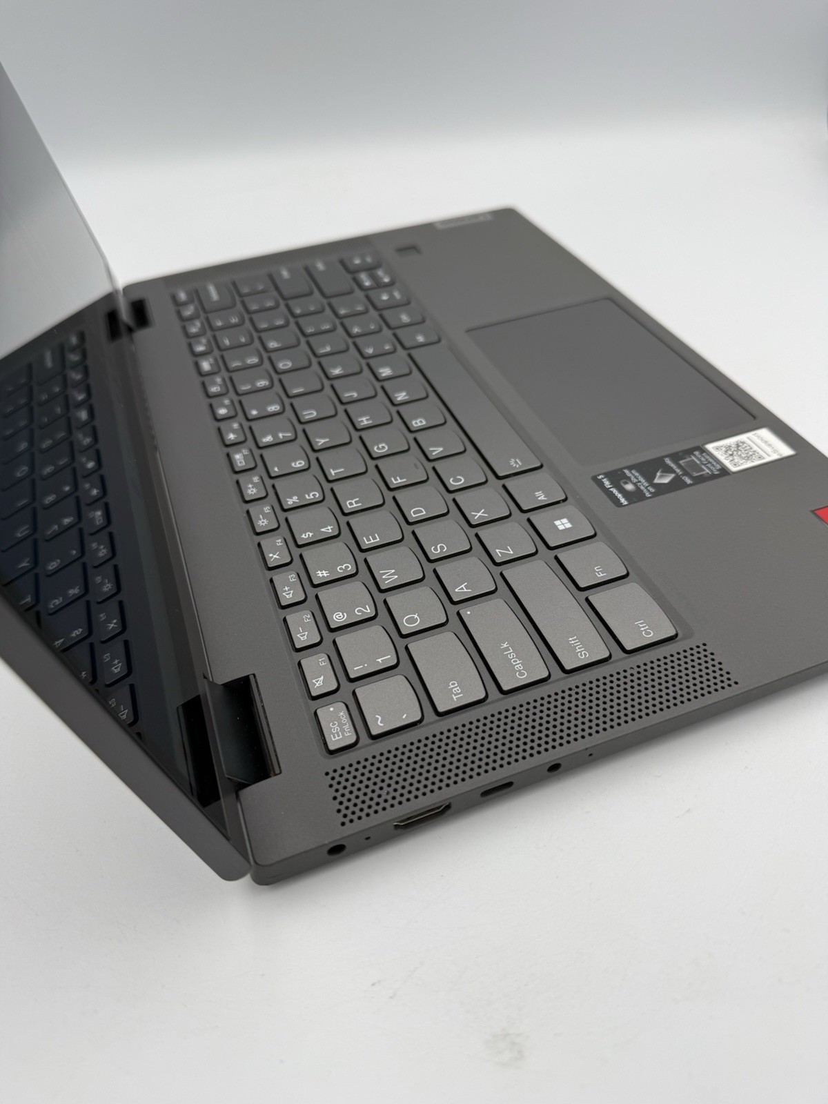 Lenovo IdeaPad Flex 5 14” 14ALC05 – Ryzen 3 5300U | 8GB RAM | 512GB SSD – 62C