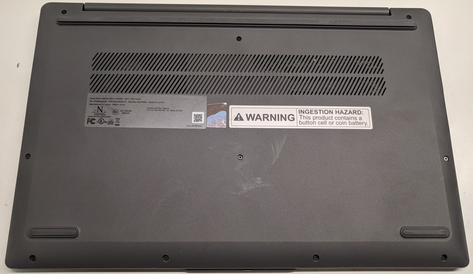 Lenovo Ideapad Slim3 15AMN8 R3-7320U@2.4GHZ, 8GB, 512GB