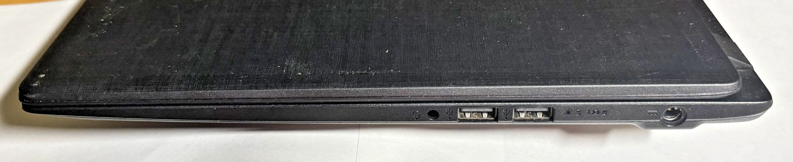 ACER ASPIRE 3 A315-51-380T Intel Core i3-7100U@2.40GHz 12GB DDR4 RAM 1TB HDD