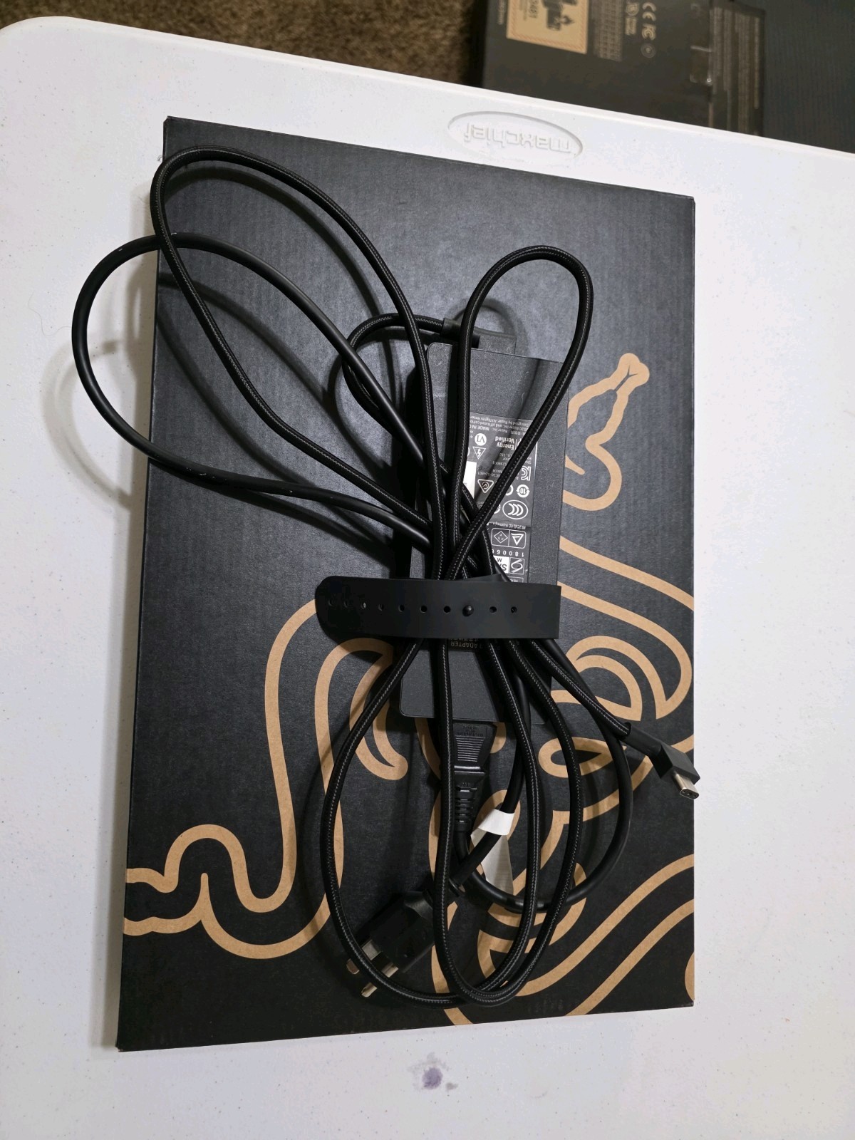 Razer blade 17 2070 with Max-QI7-10875H Processor8 Cores/ 16 Threads 5.1Ghz