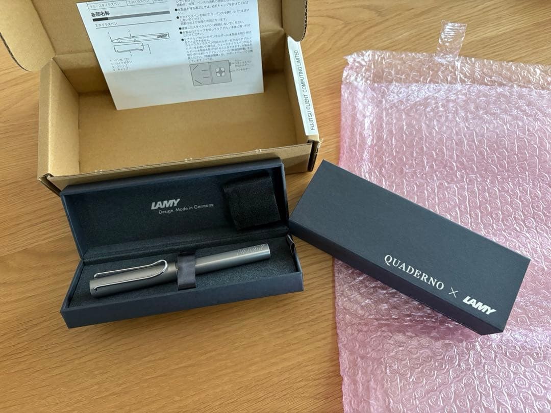 Fujitsu Quaderno Gen3 A4 with Genuine Navy Cover & Dedicated Lamy Stylus Pen