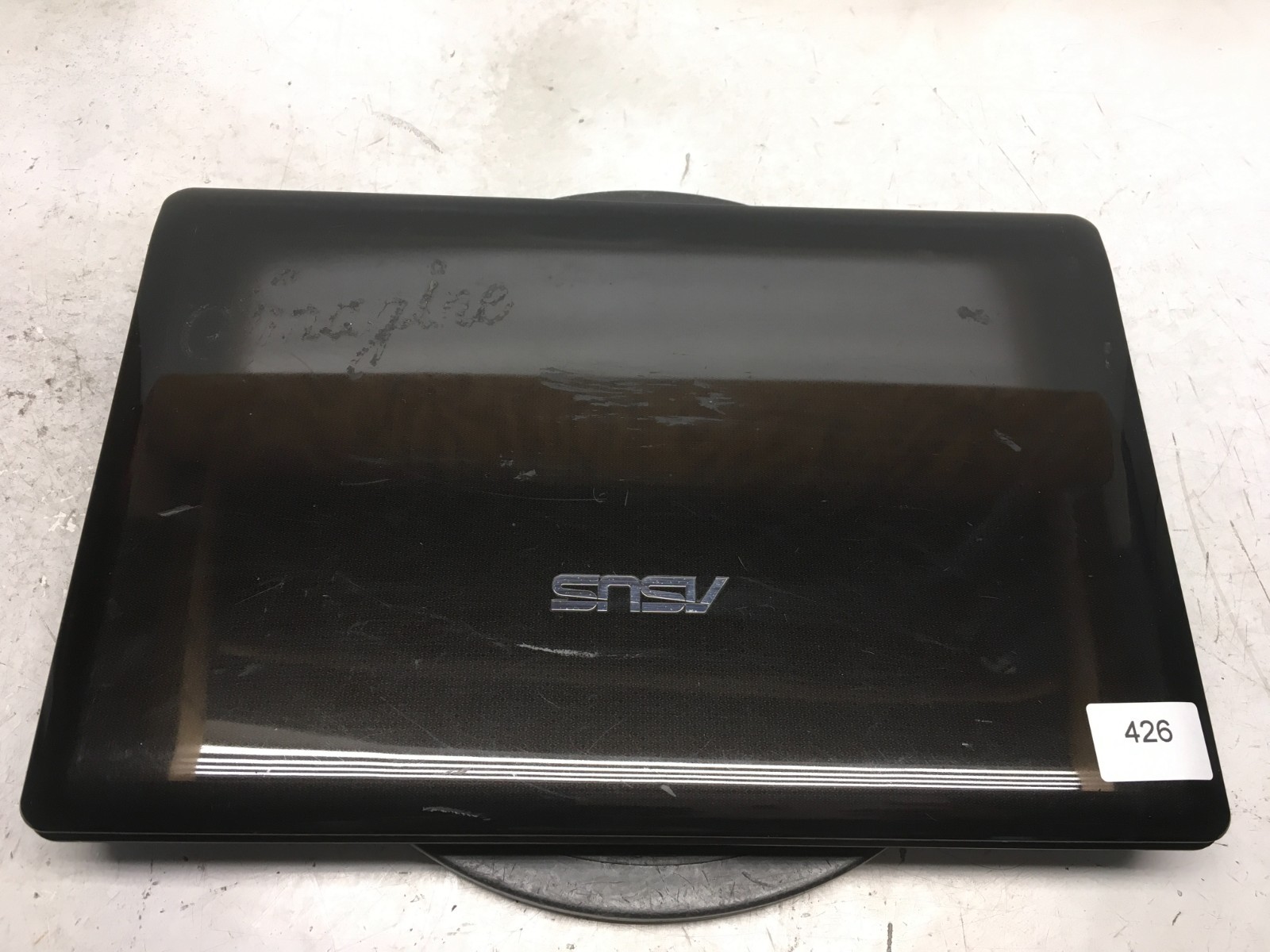 Asus K52F-BBR5 Intel Pentium P6100 2GHz 3 GB NO HDD
