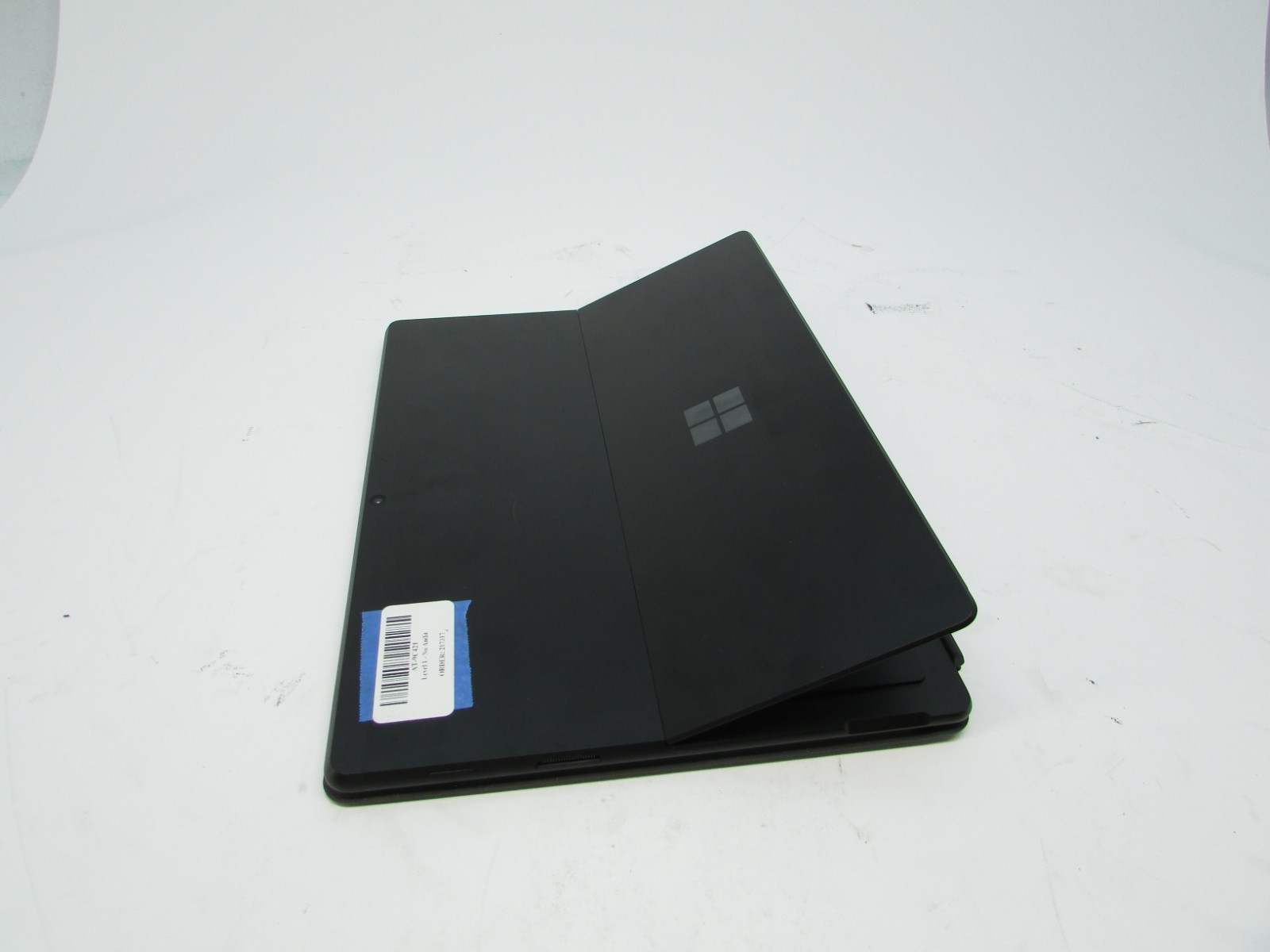 Microsoft Surface Pro X 1876 13″ SQ1 3.0GHz 8GB RAM 128GB M.2 No OS/AC/Stylus