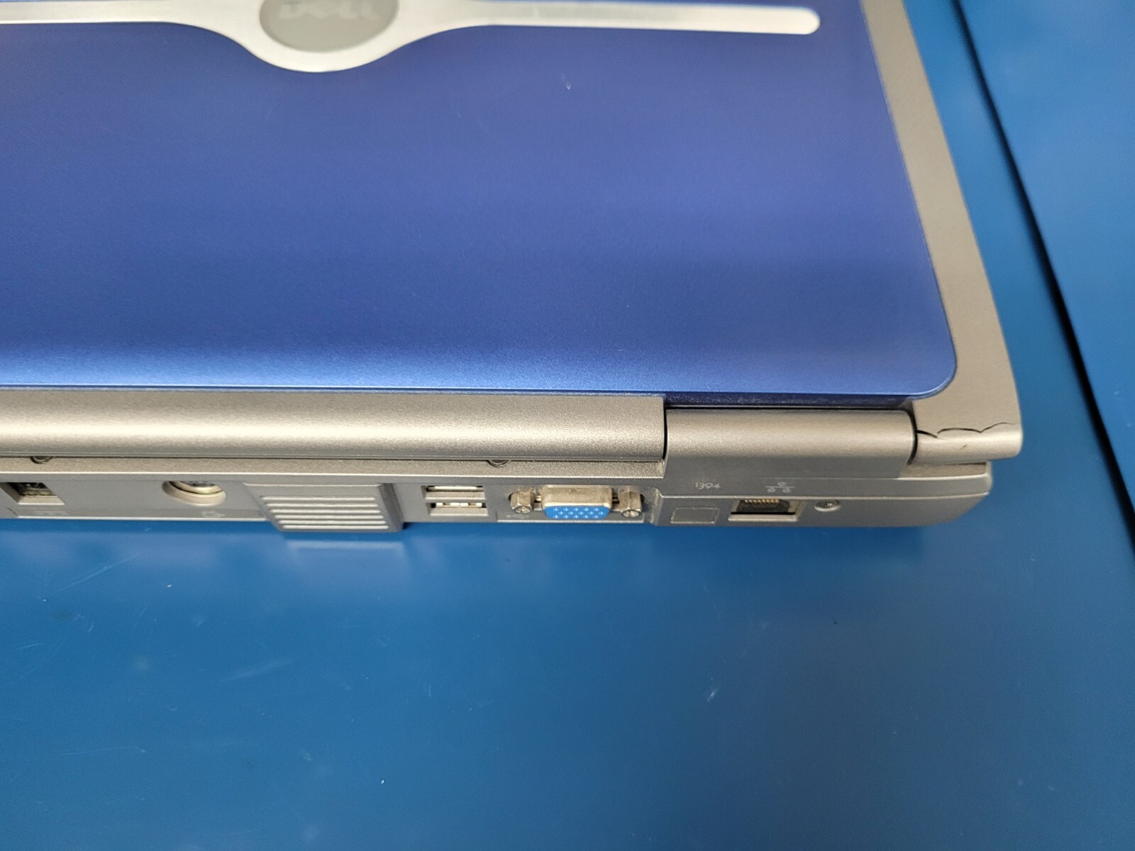 Dell Inspiron 1100 Intel Celeron 3.0 GHz 1024MB (1GB) RAM NO HDD NO CHARGER