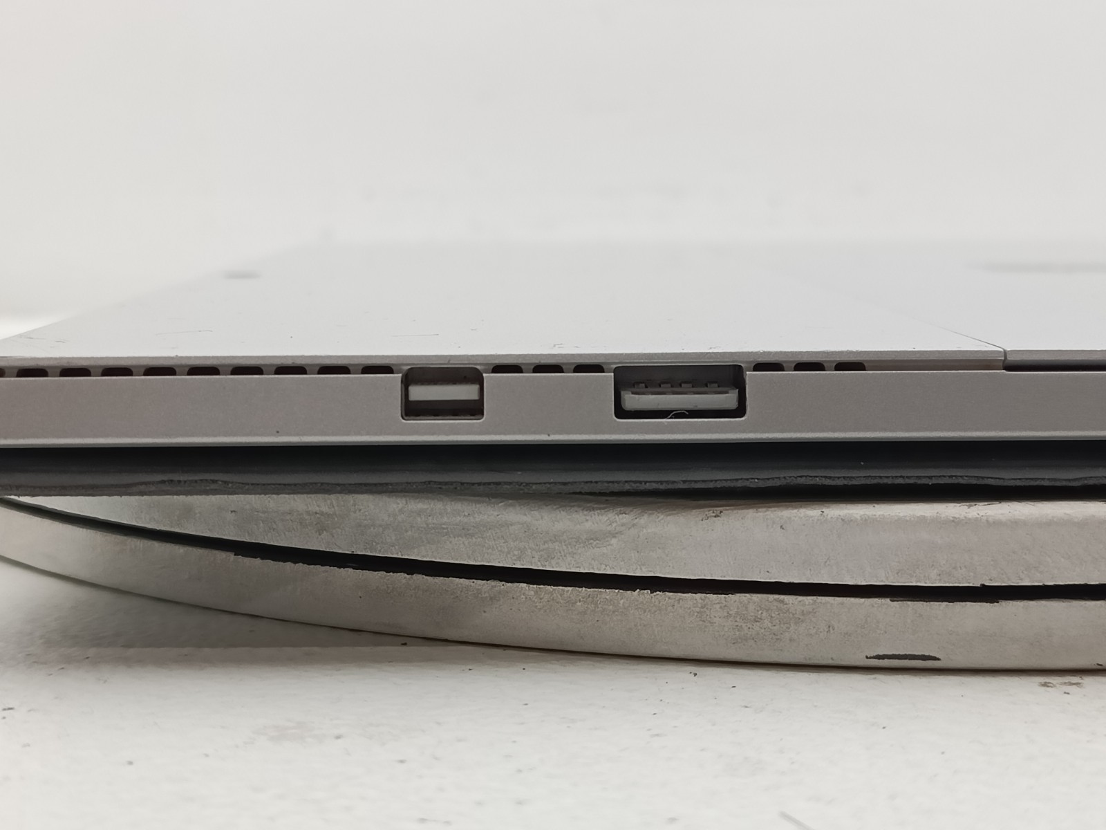 Microsoft Surface Pro 4 | 12.3″ | i5-6300U | 4GB 128GB SSD | Win 11 Pro #91