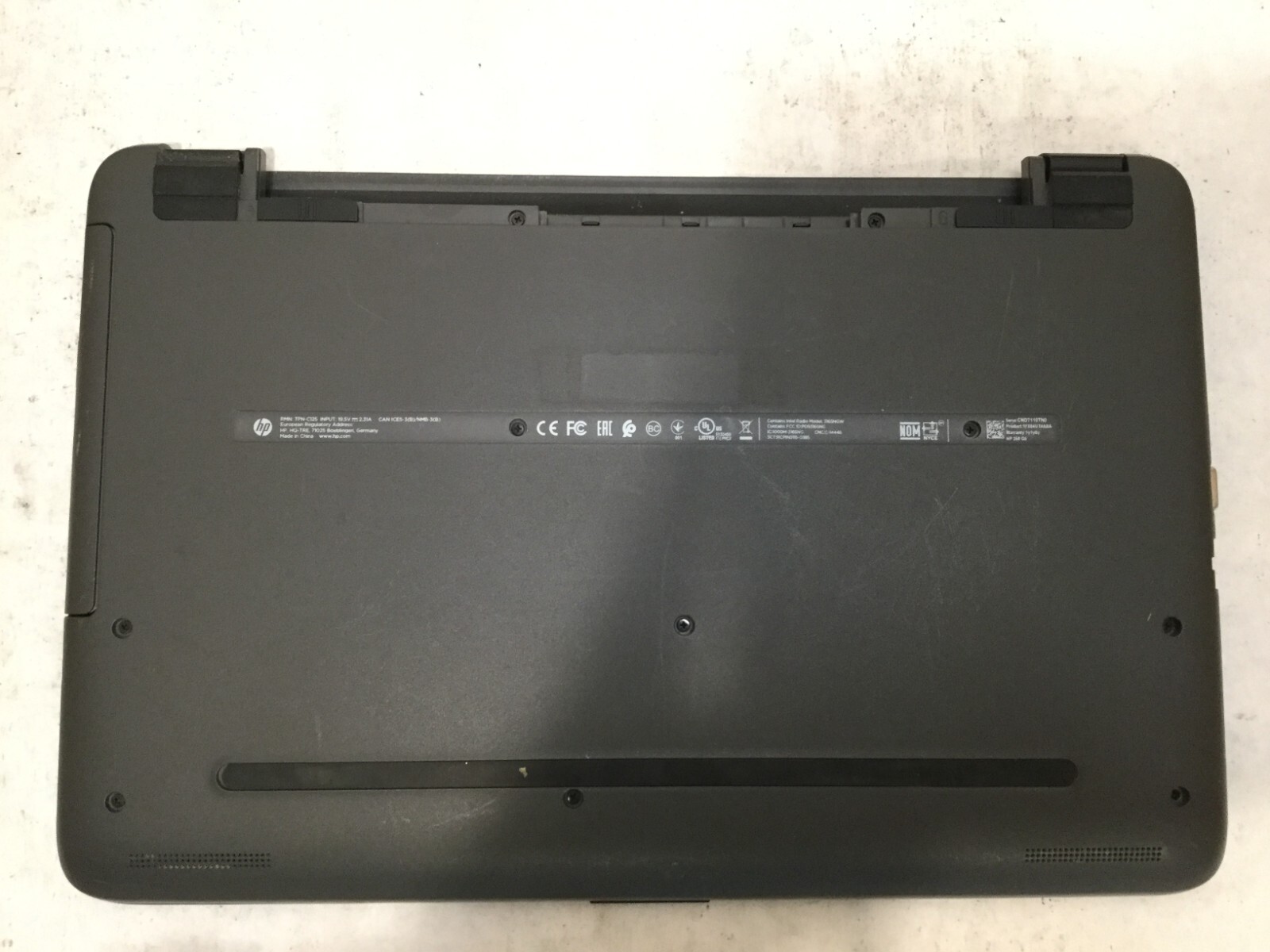 HP 250 G5 / Intel Core i3-6006U @ 2.00GHz / (NO BATTERY/MISSING PARTS!) -MR