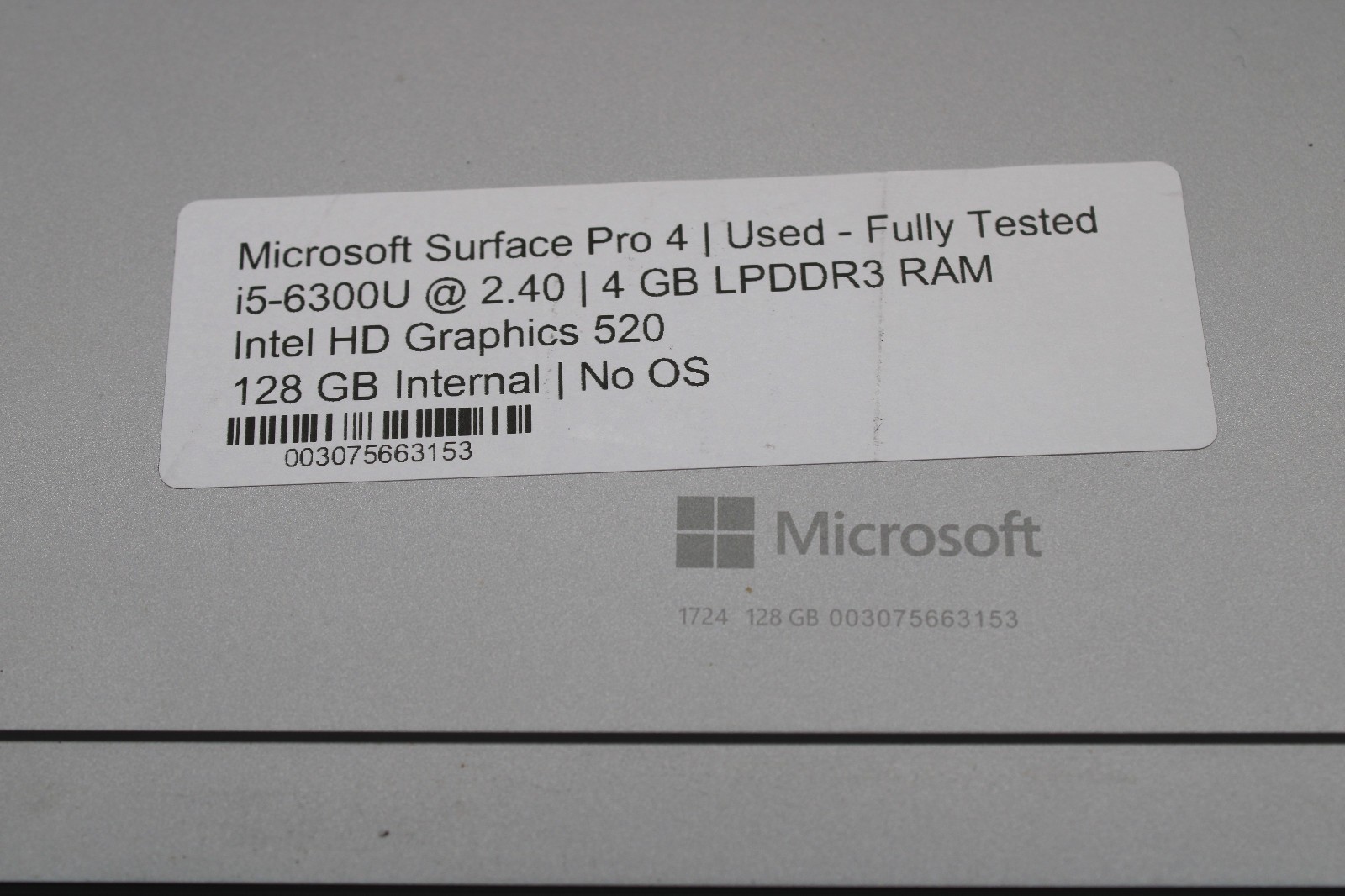 Microsoft Surface Pro 4 1724 i5-6300U @ 2.4 GHz 4GB RAM 128GB SSD No OS