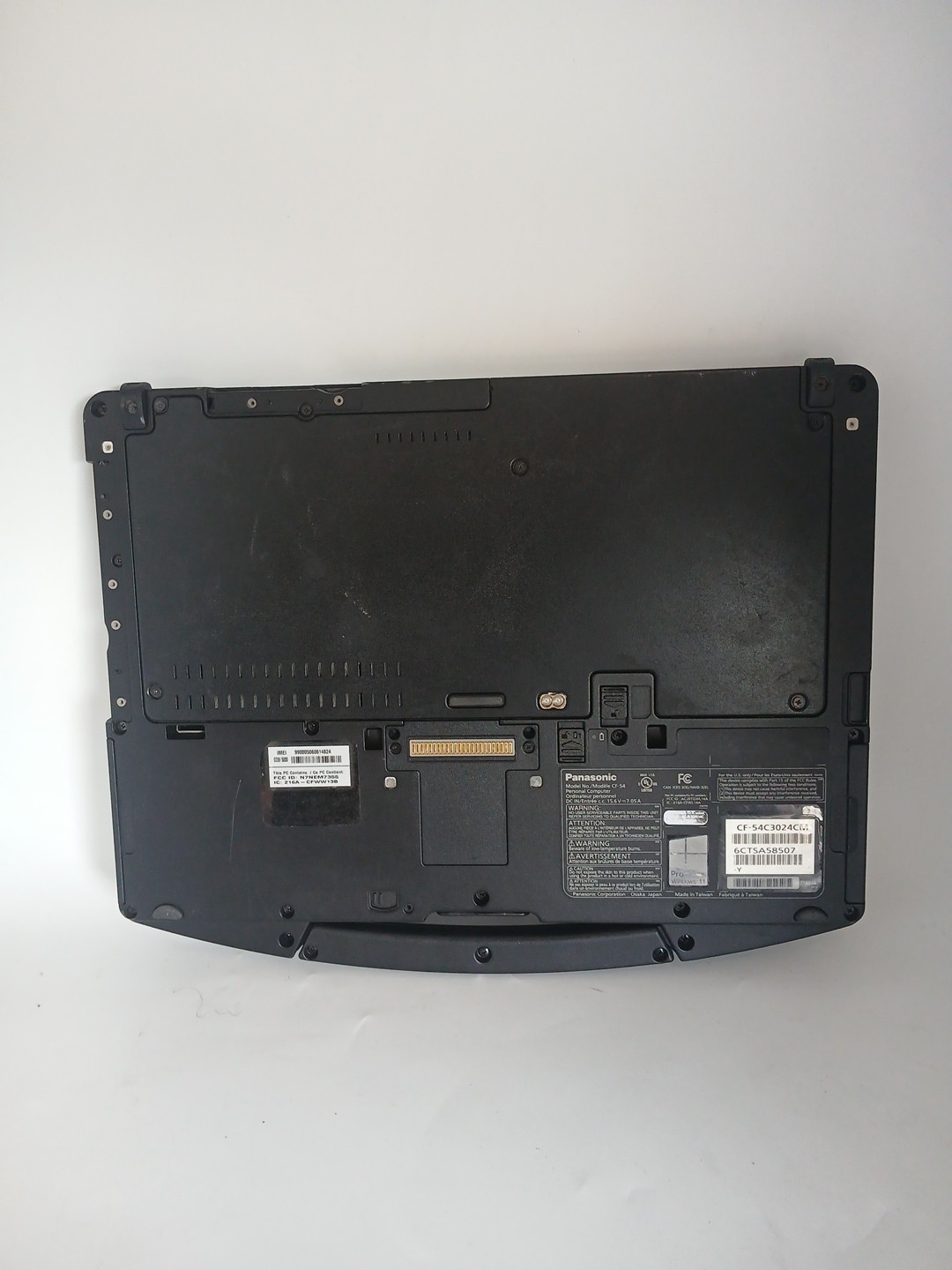Panasonic ToughBook CF-54 14″ i5-5300U CPU 2.30Ghz 16GB RAM 256Gb SSD Win11 Pro