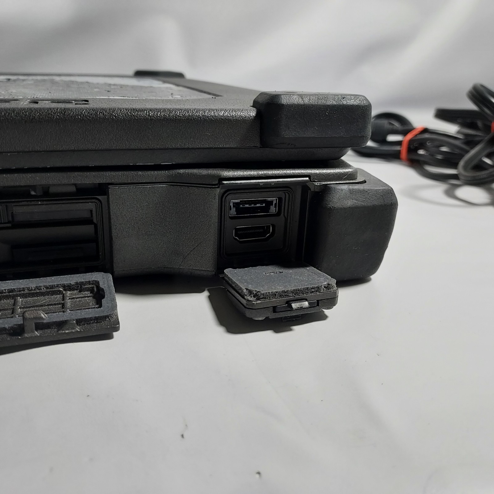 Dell Latitude E6420 XFR Rugged i5 4GB 500GB HDD PSU No Battery Damaged Screen
