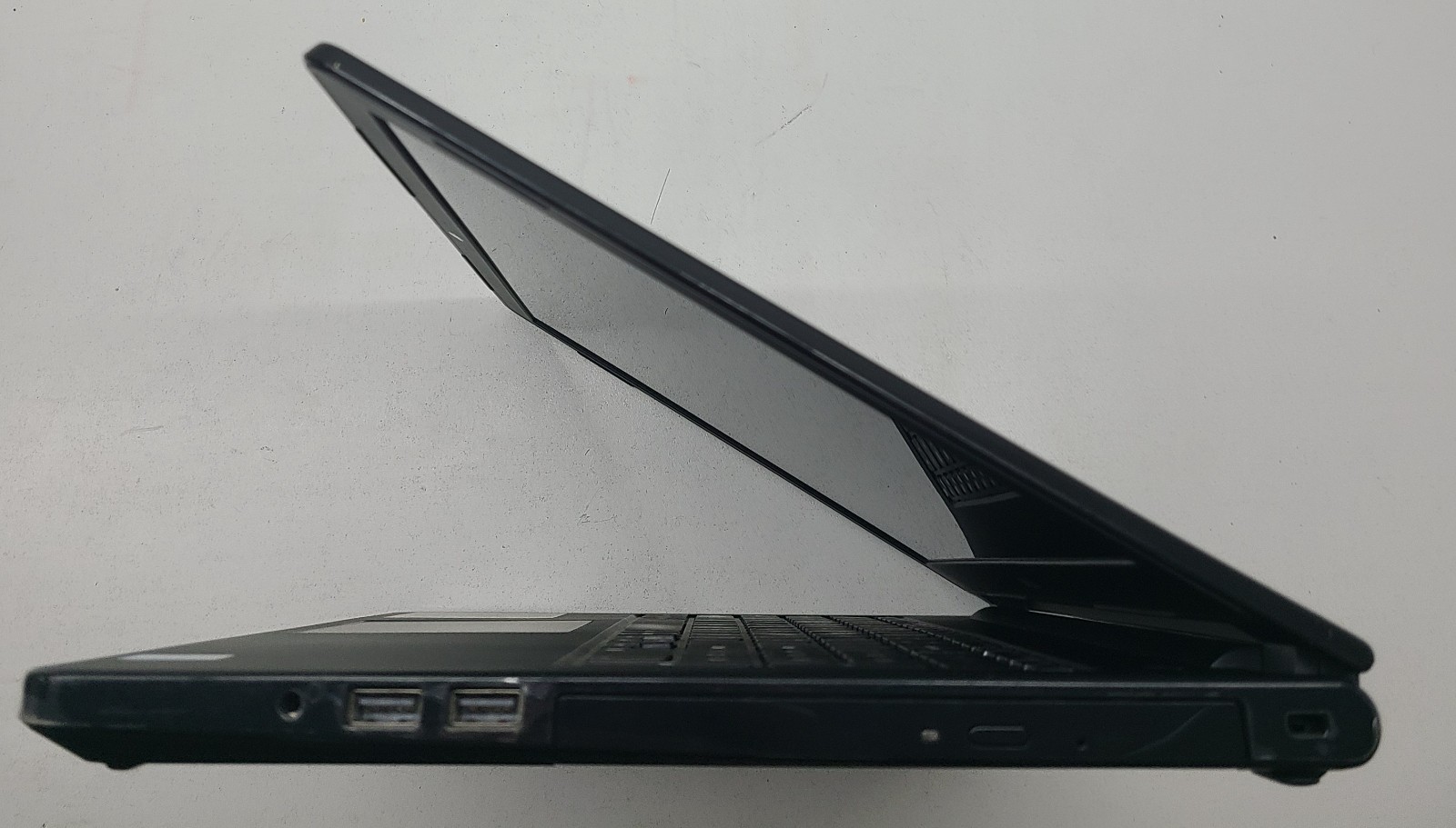 Dell Inspiron 5558 15.6″ Laptop Intel i3-5015U 6GB Ram NO HD/OS Bad Screen (FL)