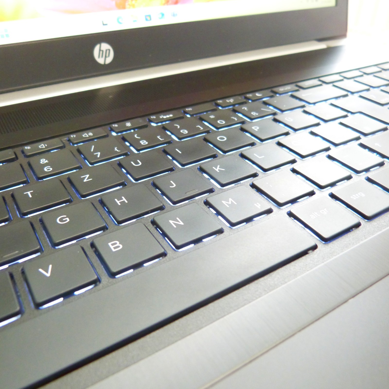 XXL LOT HP 470 G5 PROBOOK 17″ FHD PREMIUM l SSD Windows 11 PRO 16GB RAM USBC