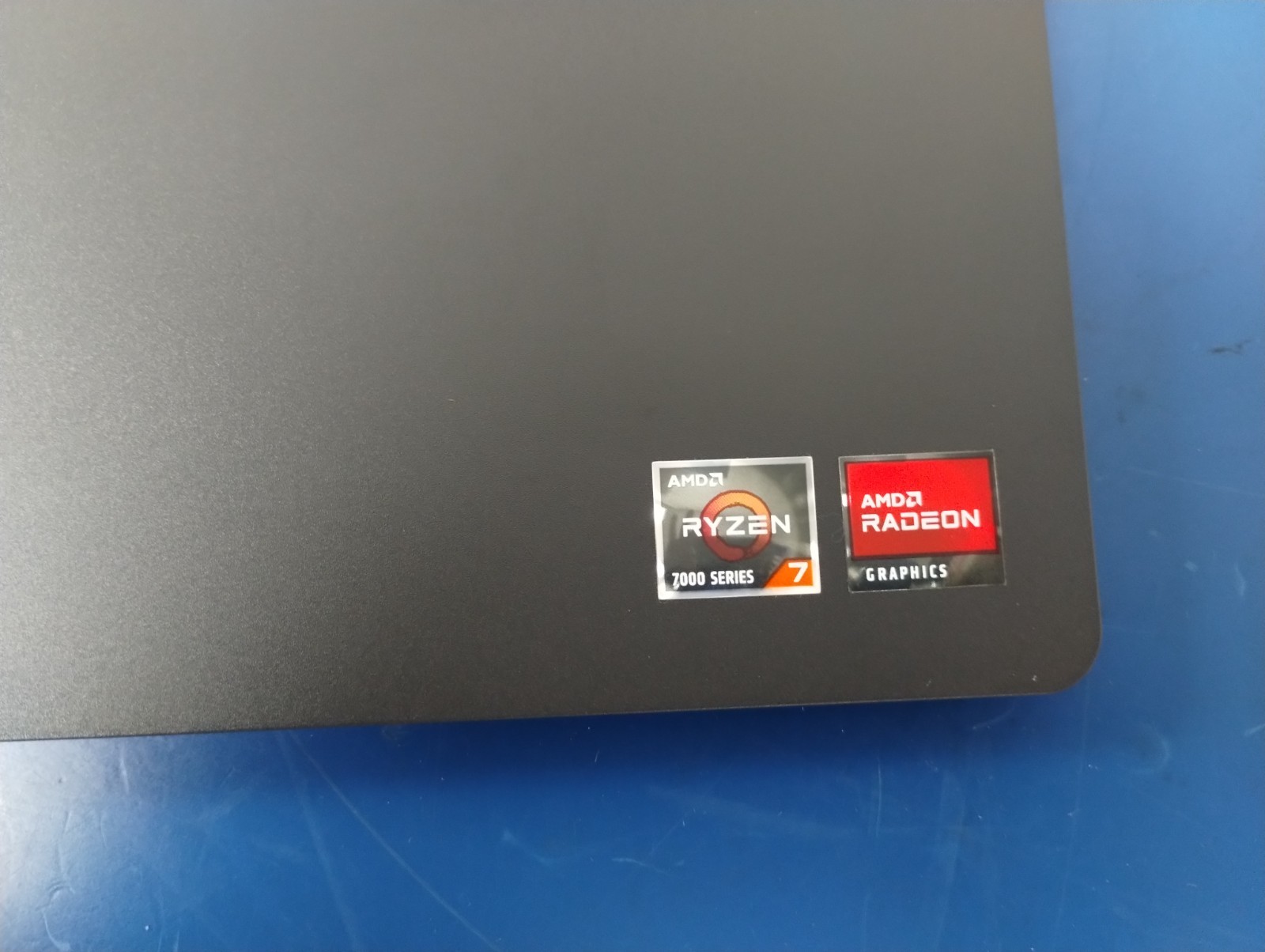 DELL 15 DC15255 G8MK9, AMD Ryzen 7 7730U, 2.00 GHz, 16 GB RAM, 512 GB NVMe SSD