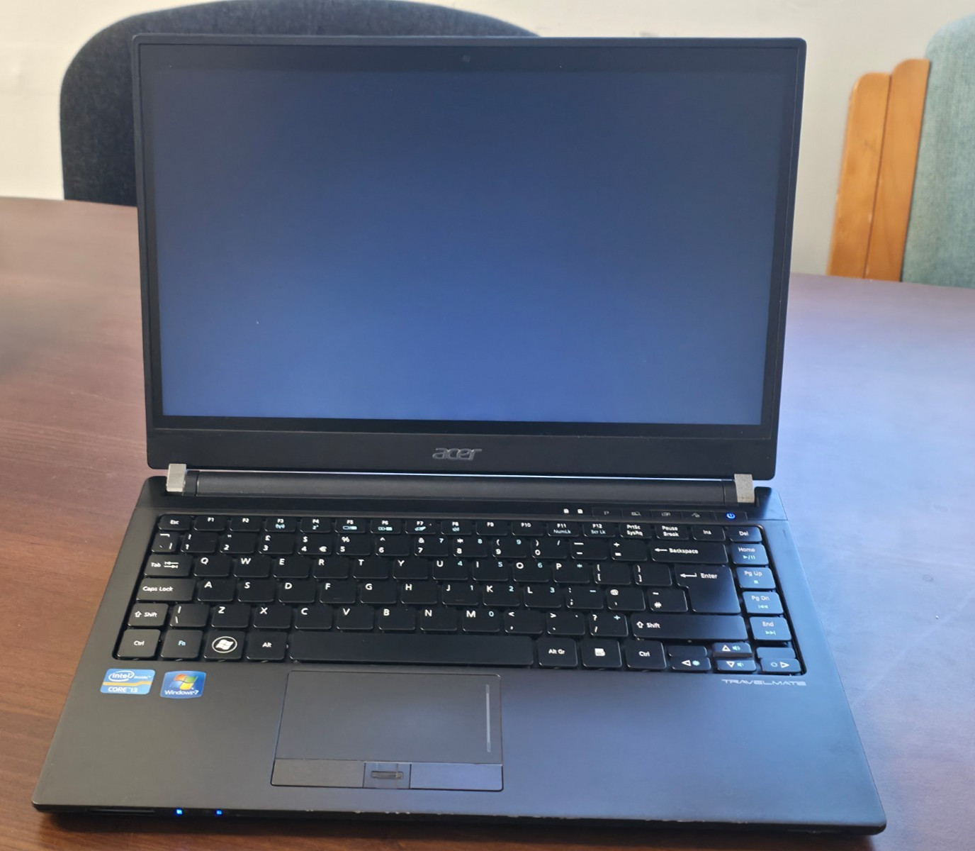 14″ ACER TRAVELMATE 8481 CORE i3-2367M 8GB 240GB SSD HDMI WIN11