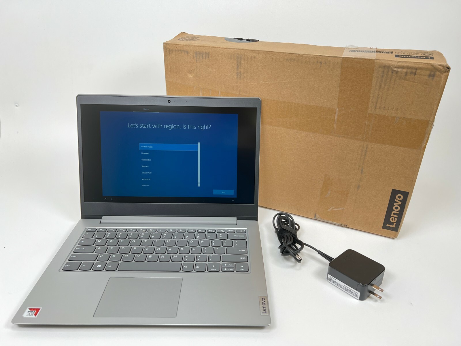 Lenovo IdeaPad 1 14″ (64 GB eMMC, AMD A6-9220e, 1.60 GHz, 4GB) Laptop – Platinum