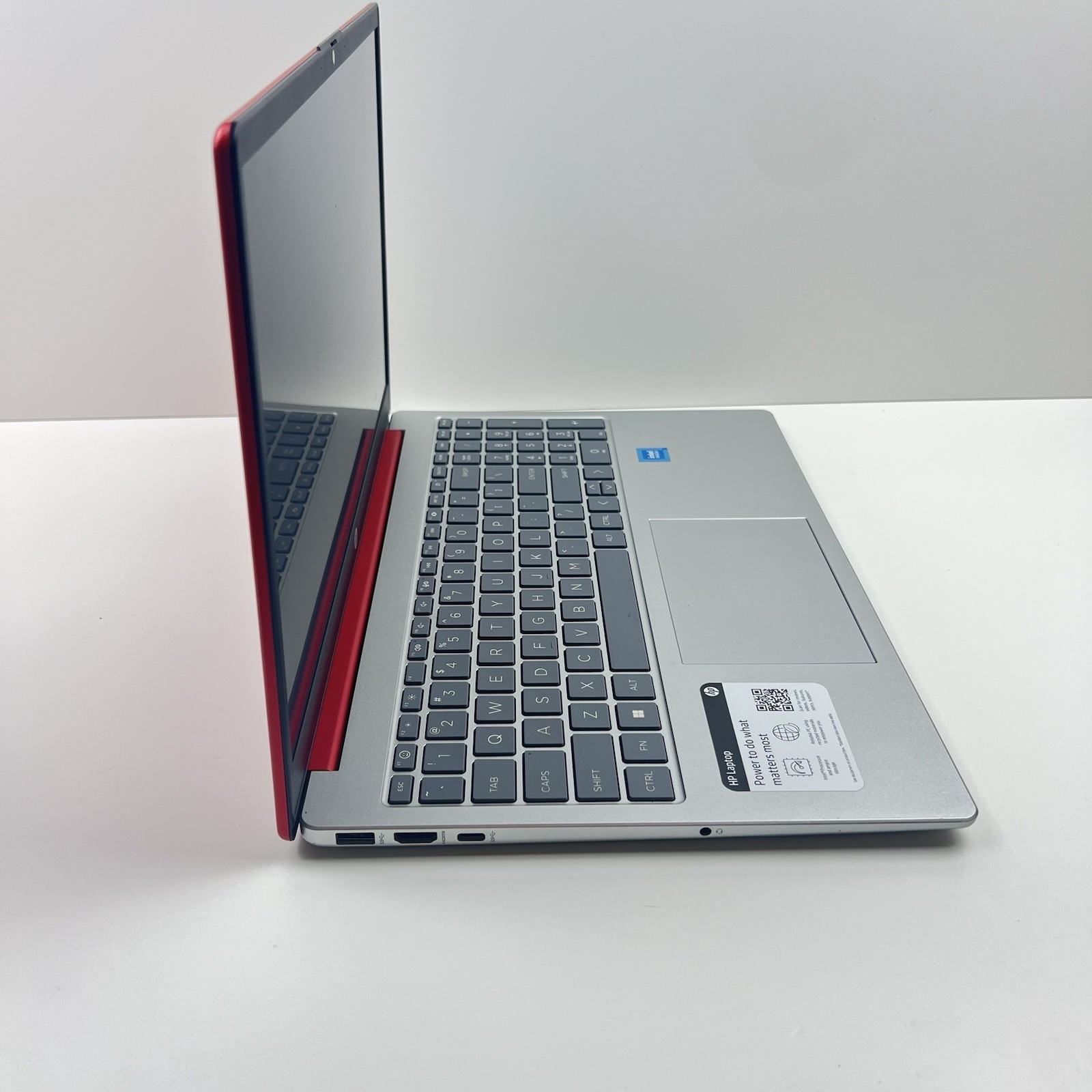 HP 15-fd0083wm 15.6″ 128GB SSD 4GB RAM Intel Pentium N200 1.1GHz Laptop – Red