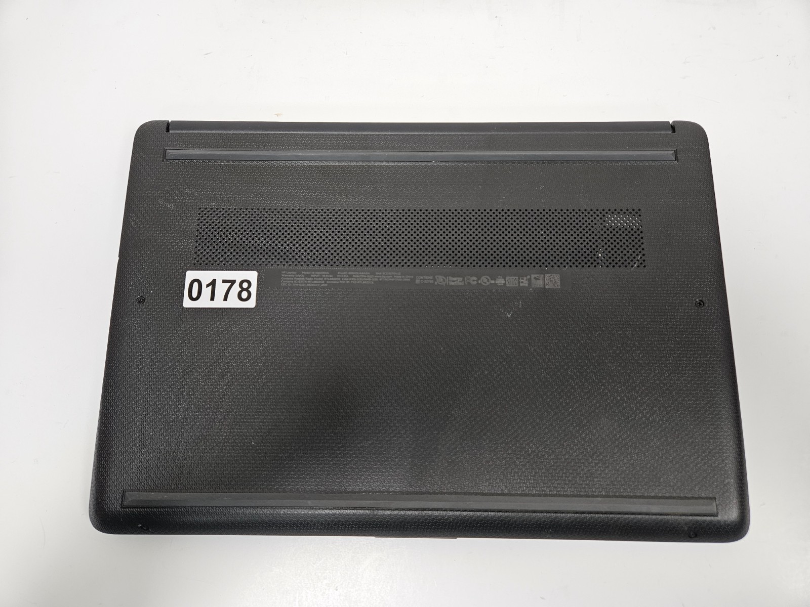 HP 14-dq0051dx Intel Celeron N4120, 4GB RAM, 58GB SSD, Win10 #0178