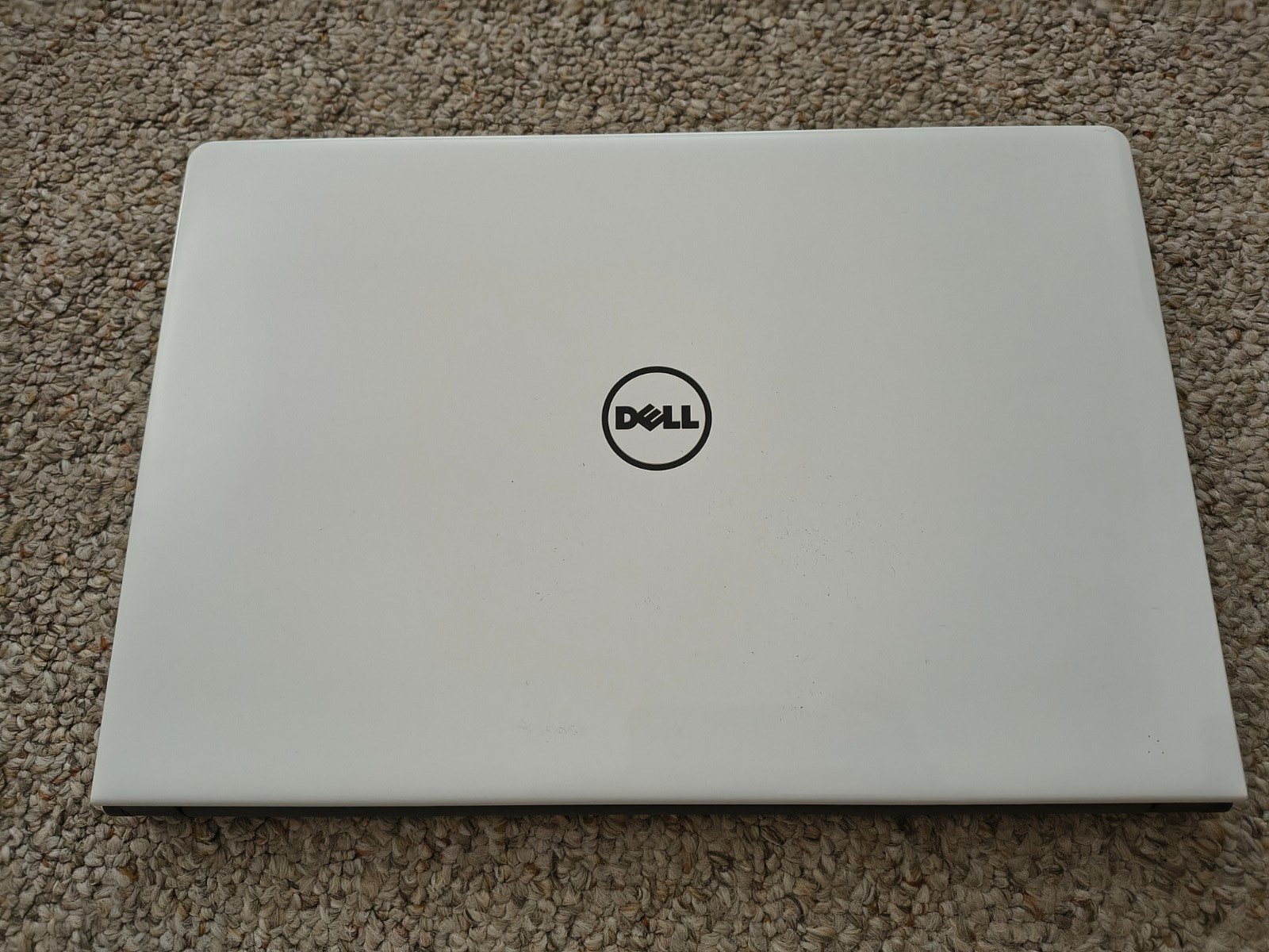 Dell Inspiron 15 5555 Laptop 2TB Hard Drive 12GB Ram AMD A8-7410 Ubuntu OS