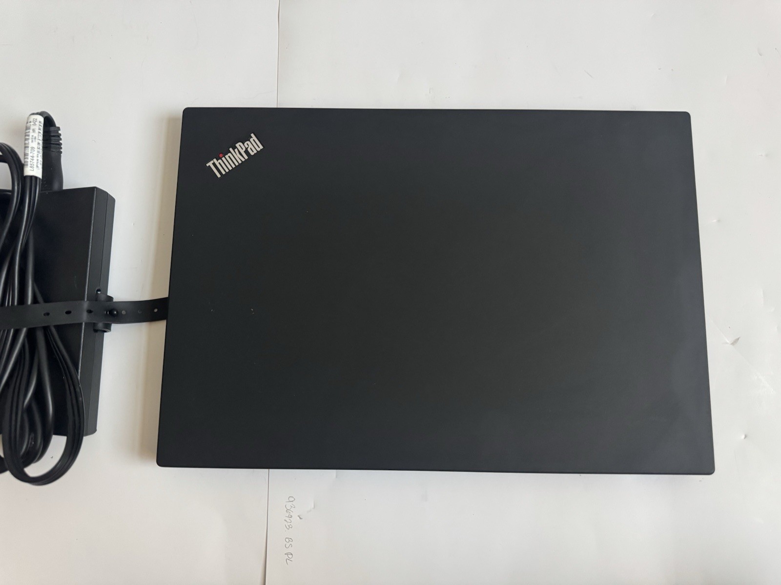 Lenovo ThinkPad T14 Gen 2 i7-1185G7 16GB 256GB SSD 14″ FHD Win 11 Pro TOUCH