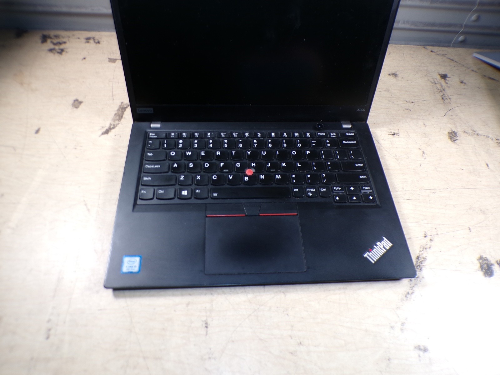 THINKPAD LENOVO X390 INTEL CORE I5 8TH GEN 8GB RAM **BAD SCREEN **NO HD/ NO CADD