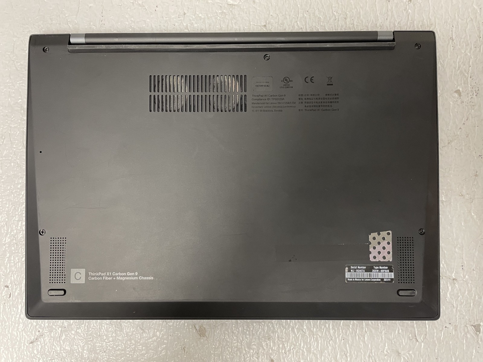 Lenovo ThinkPad X1 Carbon 9th Gen Intel i7-1165G7 @2.80GHz 16GB RAM 1TB SSD READ