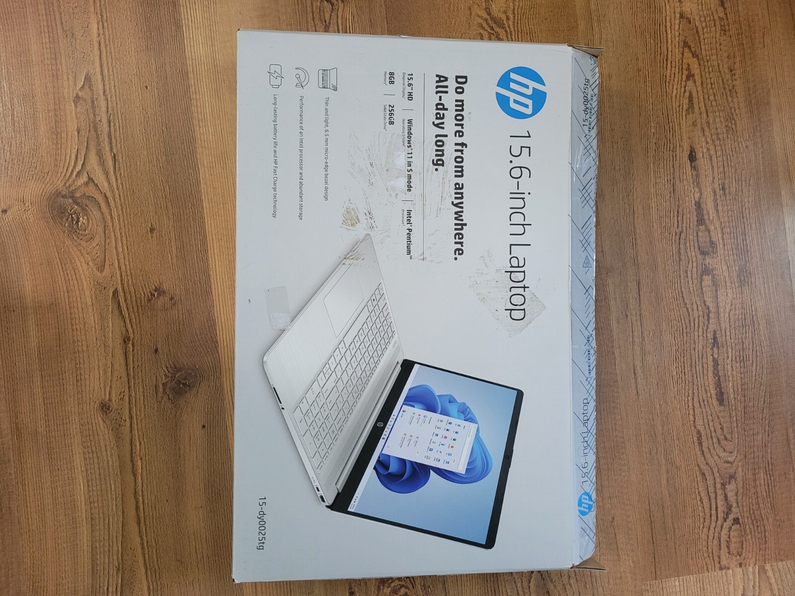 HP laptop 15-dy0025tg in silver-used
