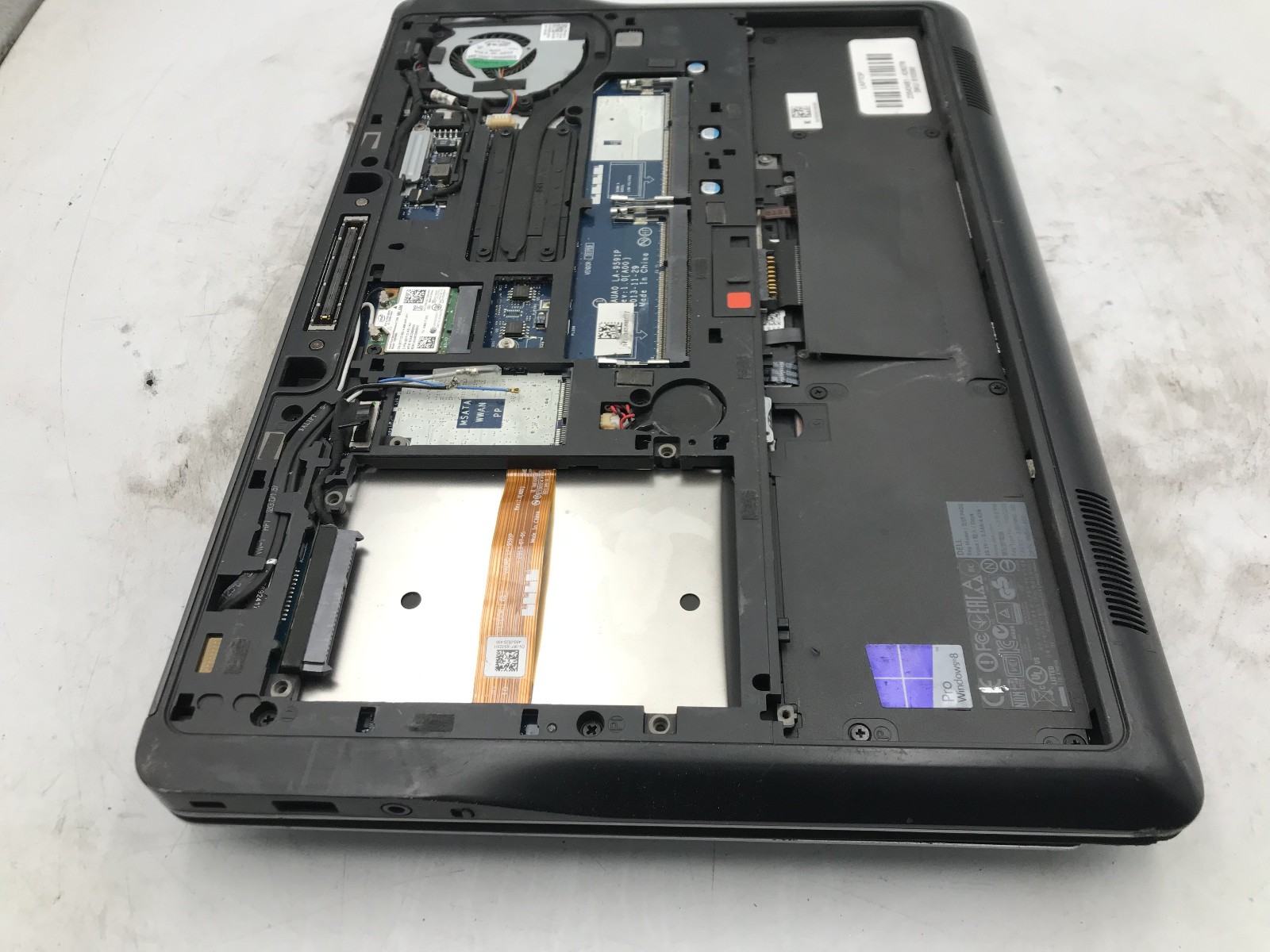 DELL LATITUDE E7440 – FOR PARTS/NO POWER – INTEL I7 4TH GEN – NO RAM – READ – BB