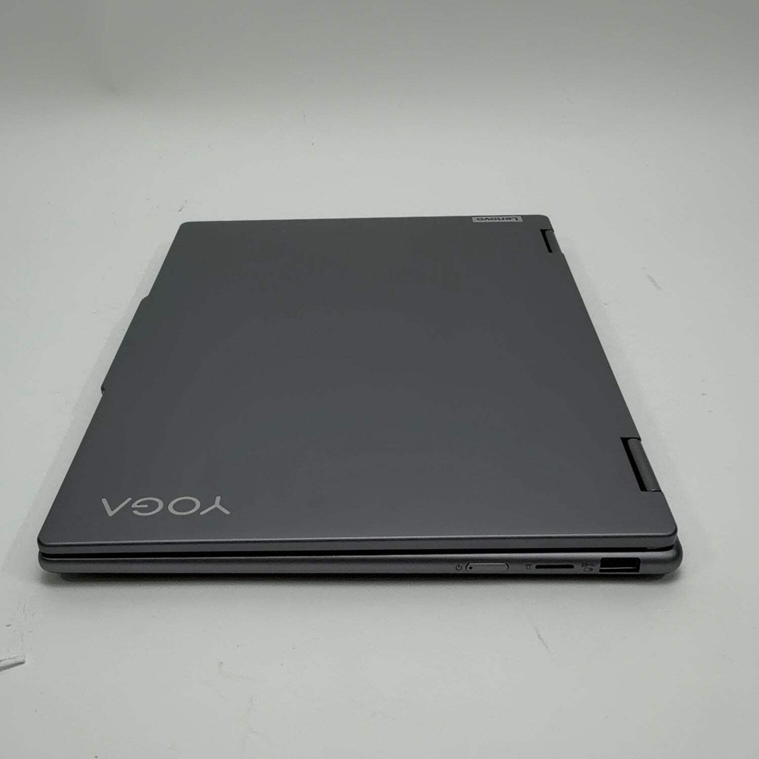 Lenovo Yoga 7 2-in-1 14AHP9 14″ Ryzen 5 8640HS 3.5GHz 8GB RAM 512GB SSD