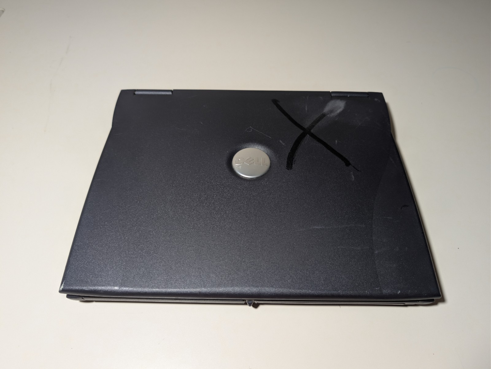 Read! DELL LATITUDE C600 | PENTIUM III 256MB RAM 20GB HDD | Windows 98 SE ATI