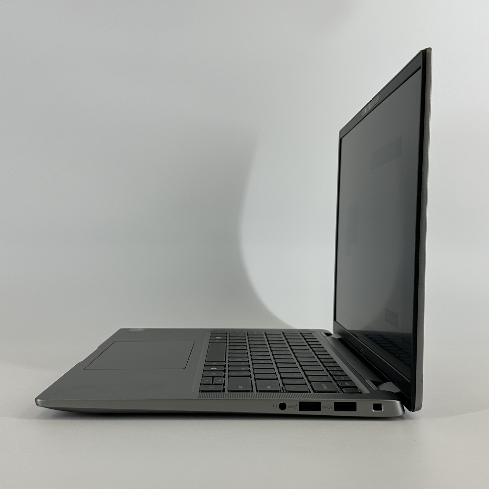 Dell Latitude 7450 14 FHD+ TOUCH 2.1GHz Ultra 7 165U 32GB 512GB SSD Very Good