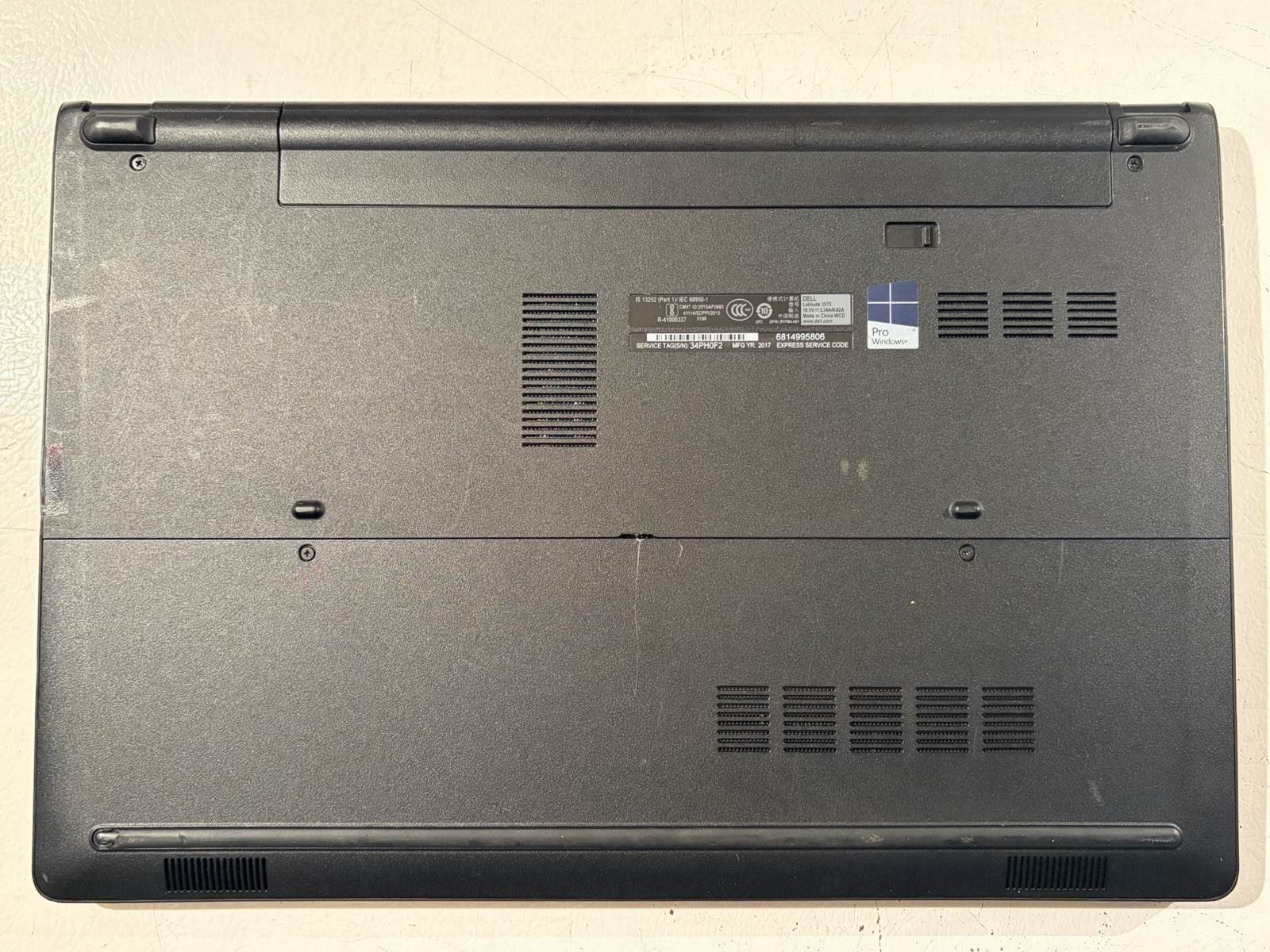 DELL LATITUDE 3570 15.6” HD INTEL i5-6200U 16GB RAM 250GB SSD WINDOWS 11 PRO