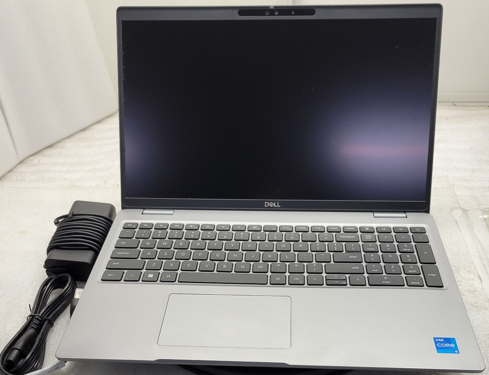 Dell Latitude 5540 i5-1345U 4.70GHz 16GB 256GB NVMe 15.6″ TS LCD No OS/HDD