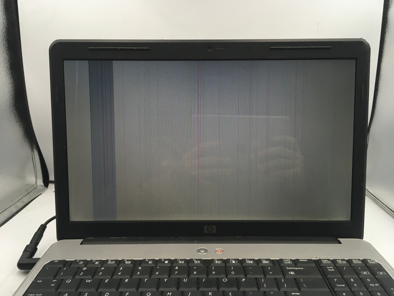 HP G60 458DX – FOR PARTS/REPAIR – INTEL PENTIUM T4200 – NO RAM – READ DESC – BB