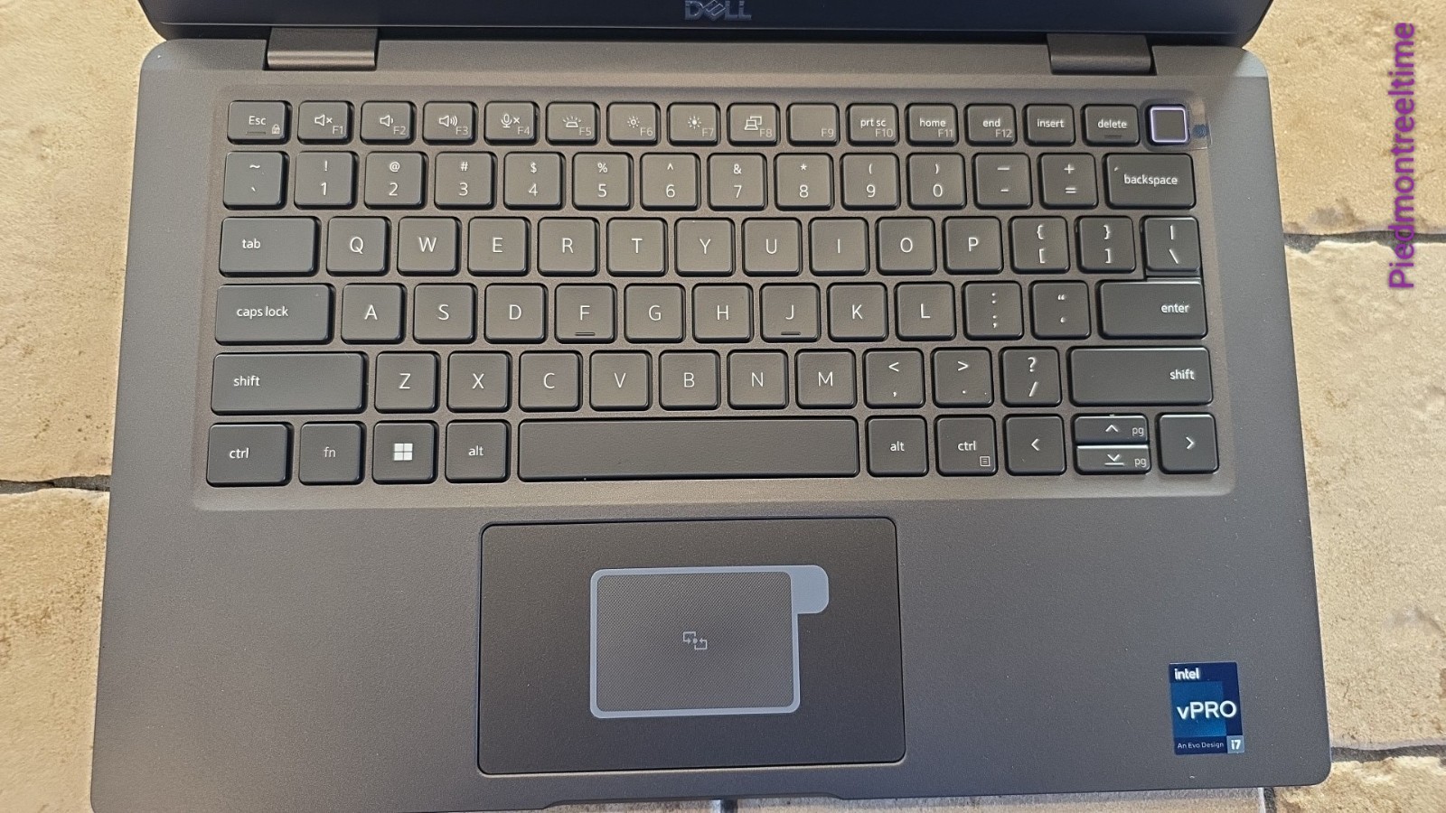 Dell Latitude 7330 13.3″ FHD i7 1265U 2.69GHz Iris Xe 16GB 256GB Win11Pro Laptop