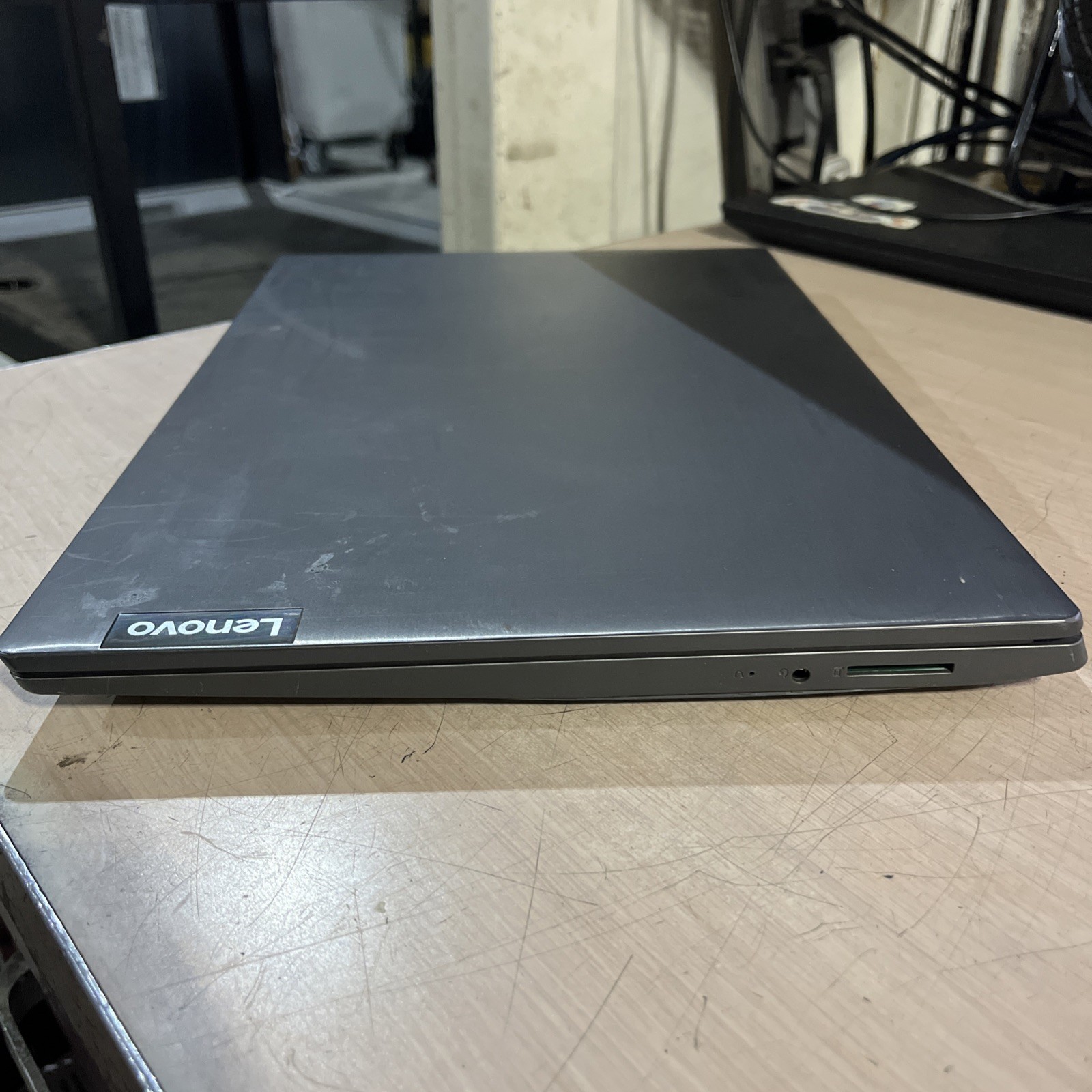 LENOVO V15-ADA AMD ATHLON GOLD 3150U 8GB RAM NO HD