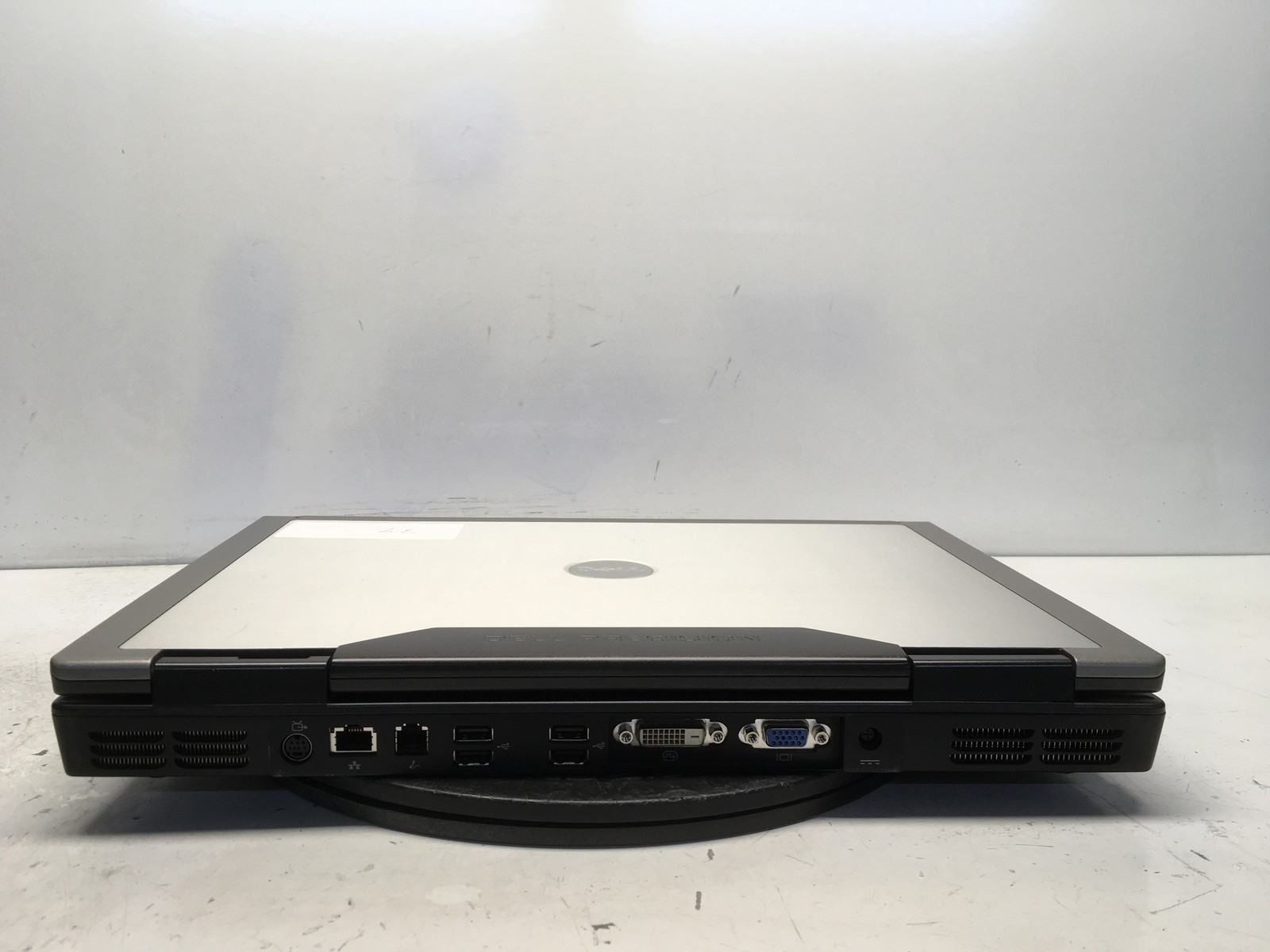 Dell Precision M90 Intel Core 2 Duo T7600 2.33GHz 1 GB NO HDD No Batt