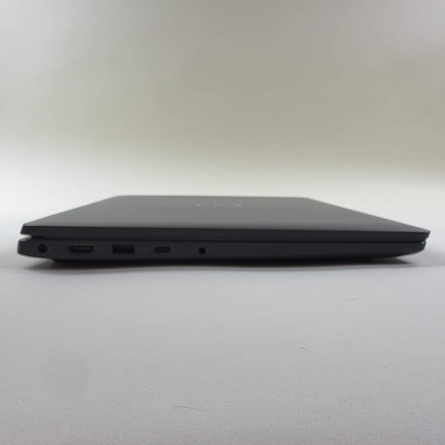 Dell Latitude 3540 15.6″ i3-1215U 1.2GHz 8GB RAM 256GB SSD